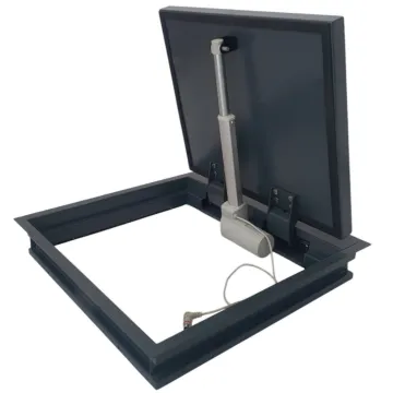 Insulated steel floor hatch INCANTO ELECTRO with electric actuator